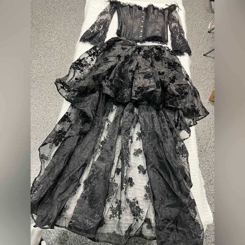 Corset‎ skirt laceGothic black asymmetrical skirt women’s large - Picture 4 of 10